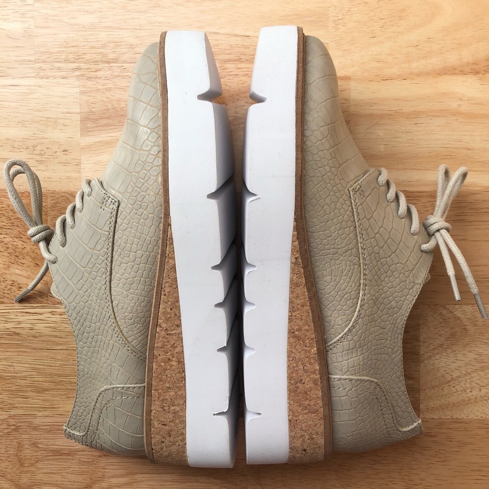 Steve Madden Oxford Platform NWOT - Picture 6 of 7